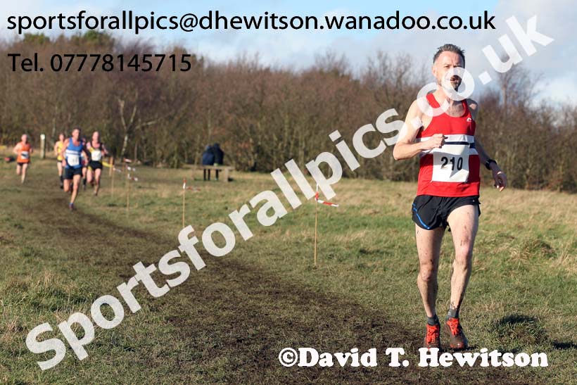 Mens masters 35s to 64s North Eastern Masters, Wallsend. Photo: David T. Hewitson/Sports for All Pics